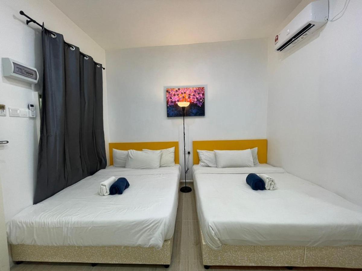 The Serai Cottage Transit Hotel カンポン・ゴン・バダック エクステリア 写真