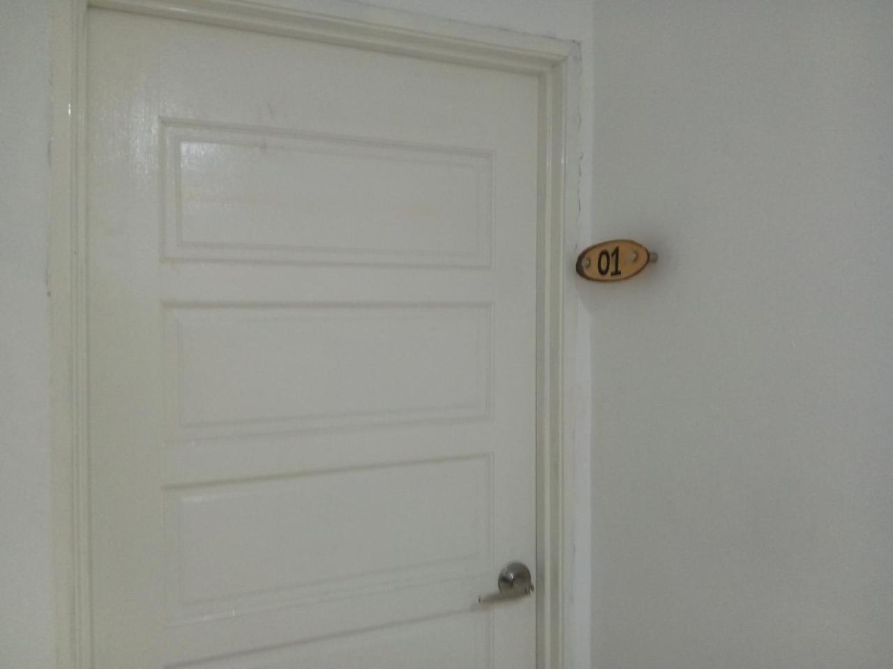 The Serai Cottage Transit Hotel カンポン・ゴン・バダック エクステリア 写真